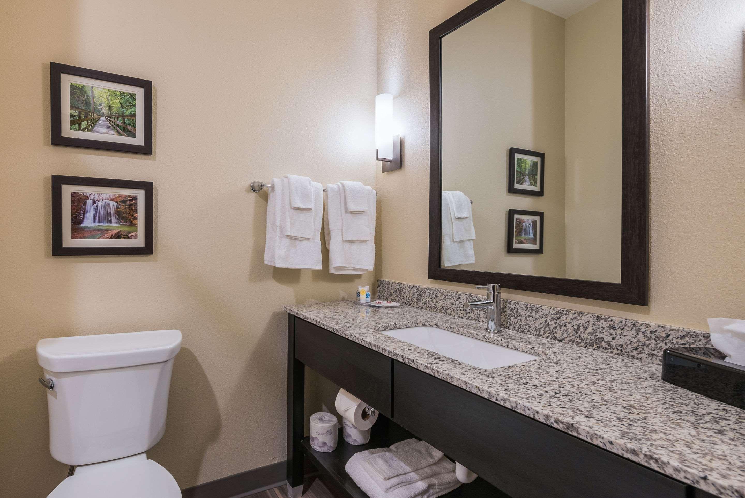 Comfort Suites Marysville Columbus - Northwest Eksteriør bilde