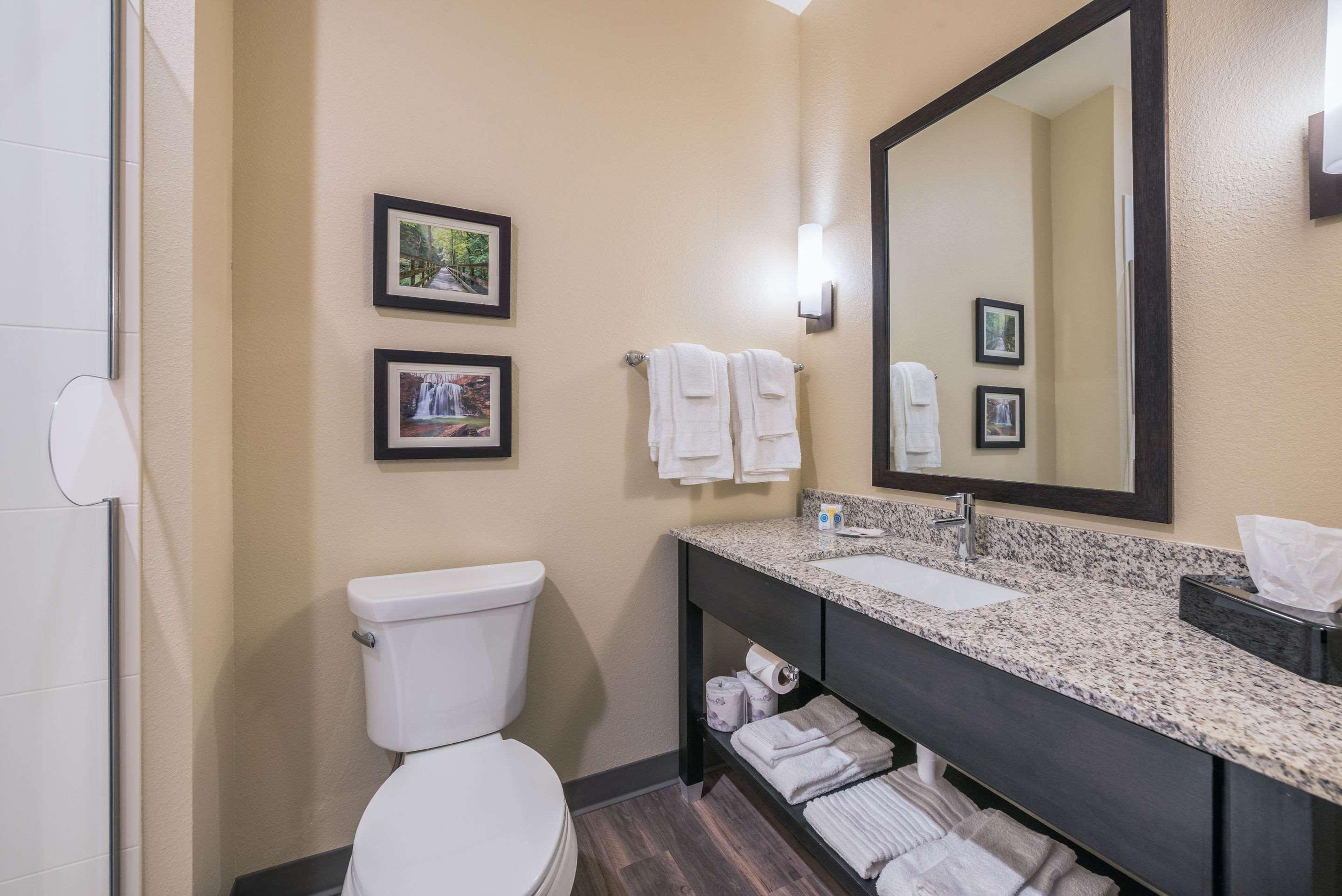 Comfort Suites Marysville Columbus - Northwest Eksteriør bilde