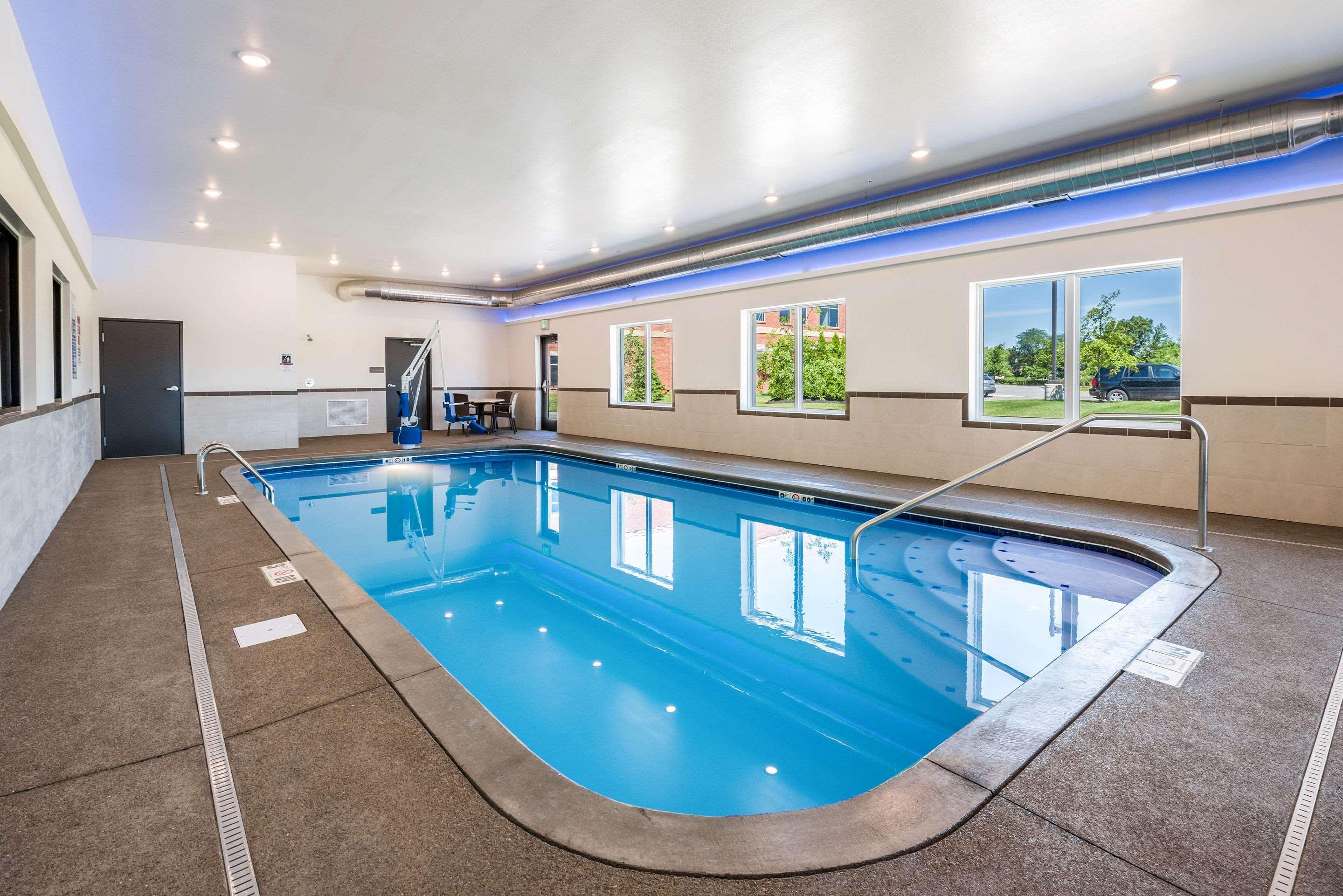 Comfort Suites Marysville Columbus - Northwest Eksteriør bilde